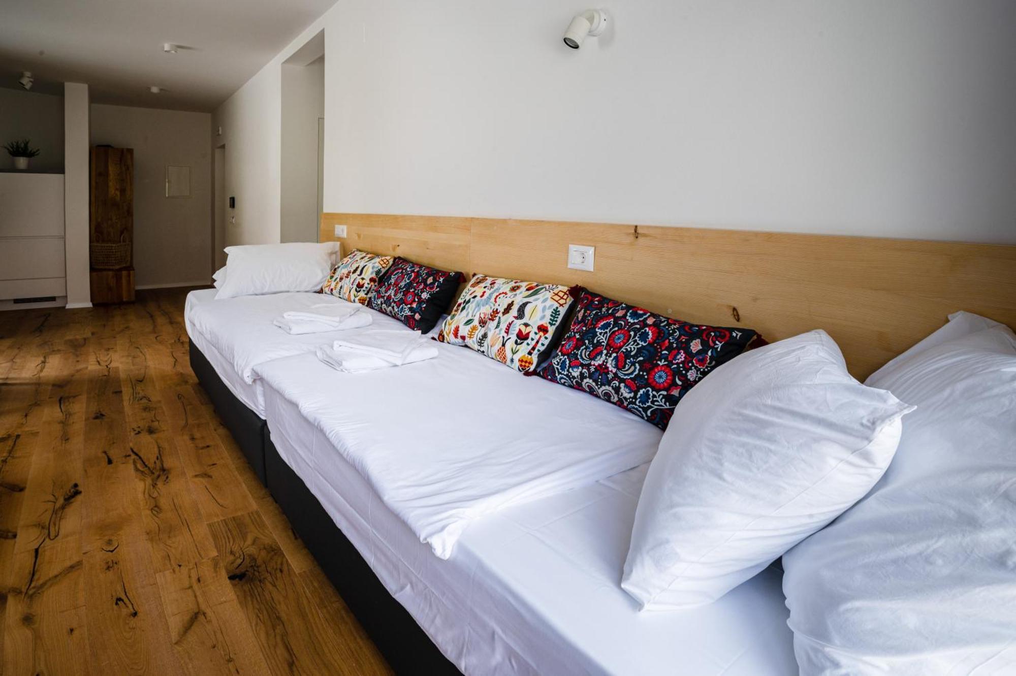 Lucka Bled Quiet Location, Free Bikes, Big Garden, Doctor Apartment Exterior photo