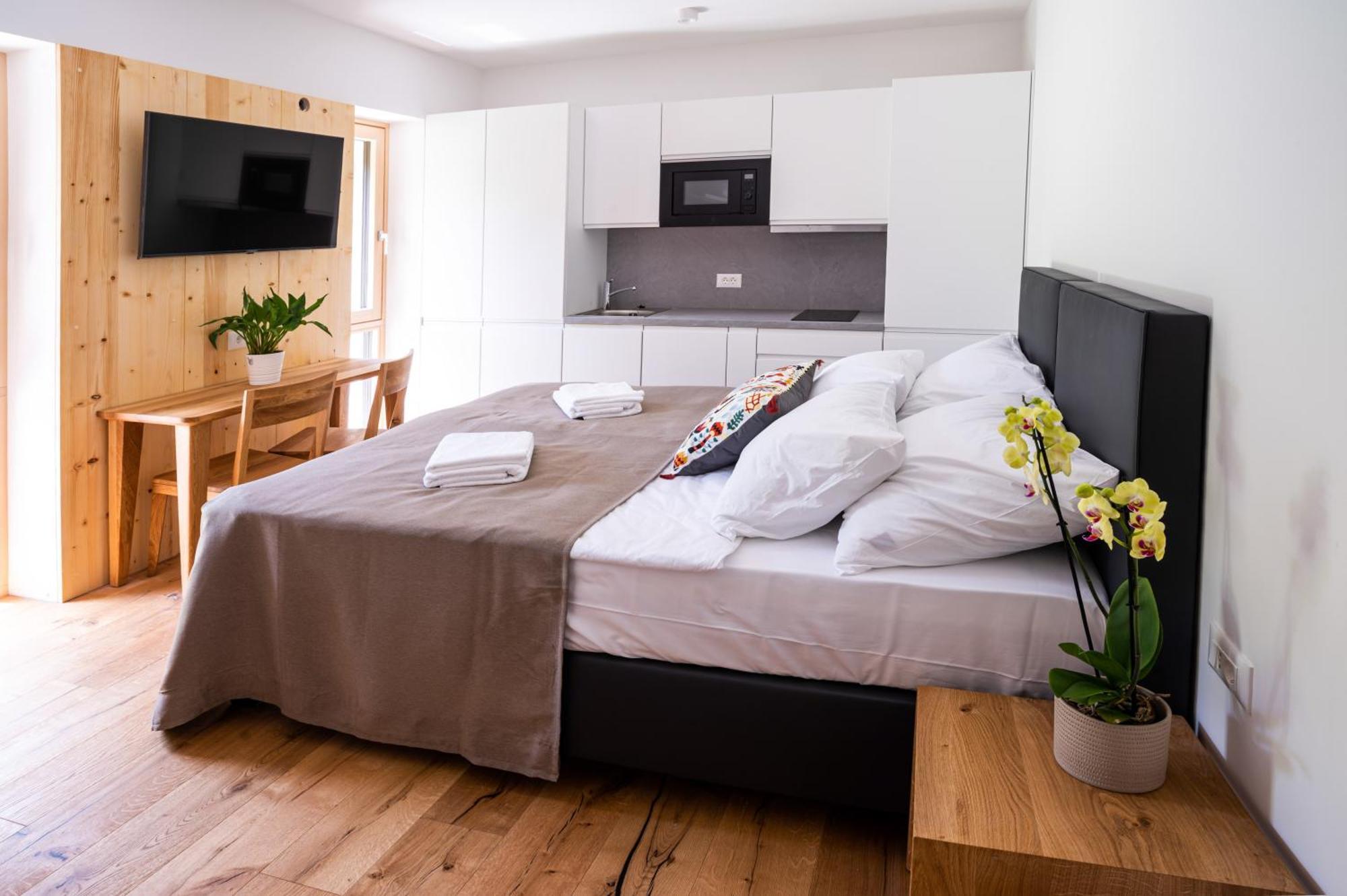 Lucka Bled Quiet Location, Free Bikes, Big Garden, Doctor Apartment Exterior photo